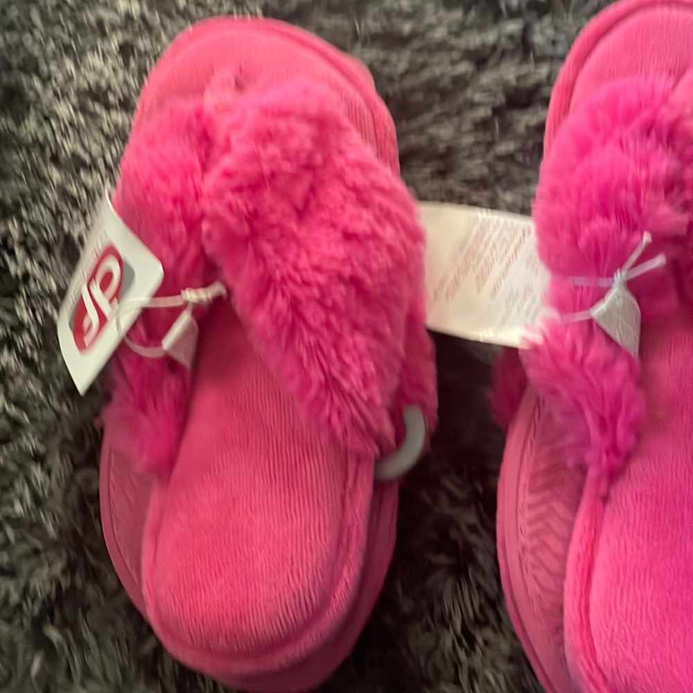 Plush slippers - Picture 2 of 6